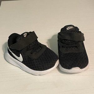 Nike Black Baby shoes